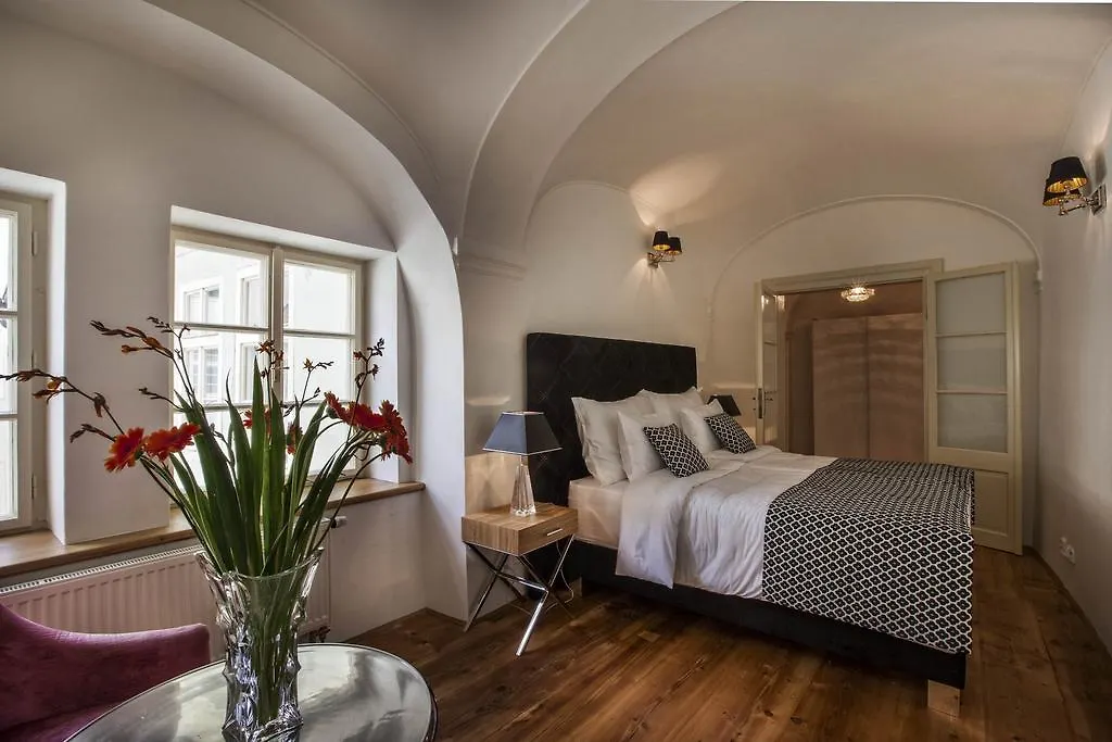 Old Town Square Residence Bambur Prague 0*,
