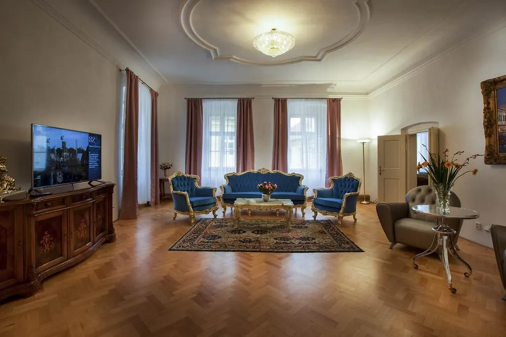 Old Town Square Residence Bambur Prague Apartment
